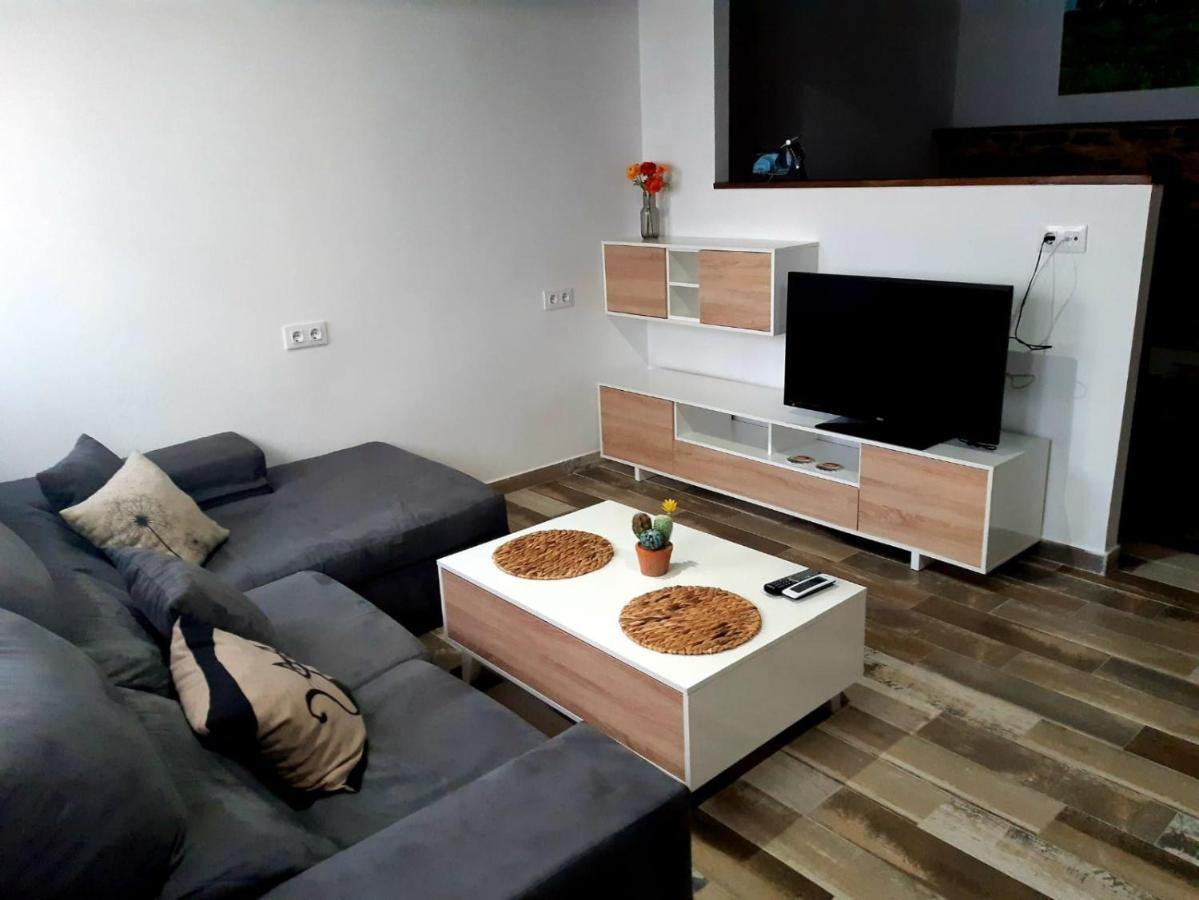 Apartamentos Callampa Torrejón el Rubio エクステリア 写真