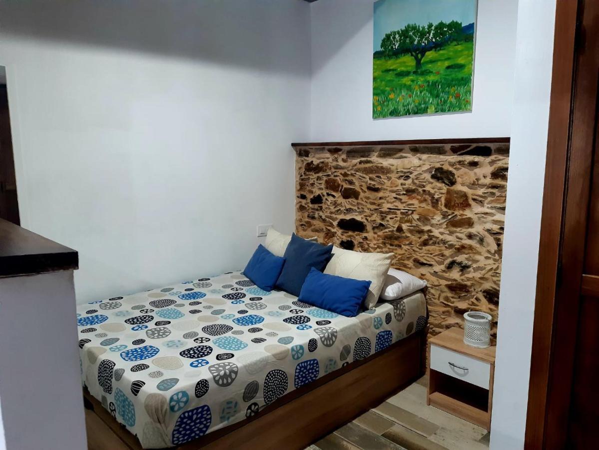 Apartamentos Callampa Torrejón el Rubio エクステリア 写真