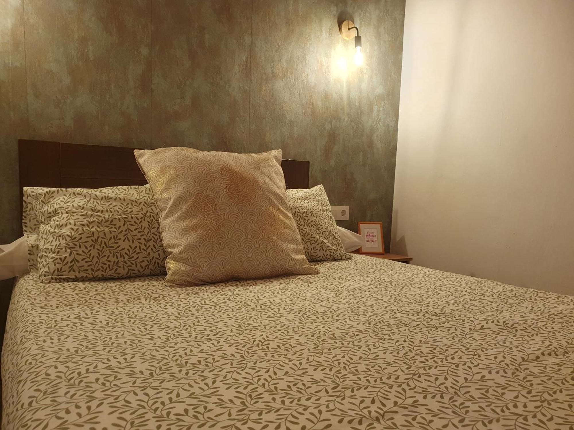 Apartamentos Callampa Torrejón el Rubio エクステリア 写真
